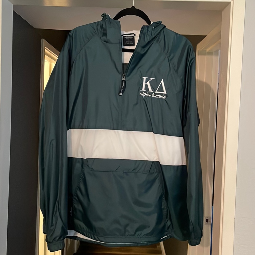 Green Classic Pullover Charles River Apparel - Water Resistant and NEW WITH TAGS